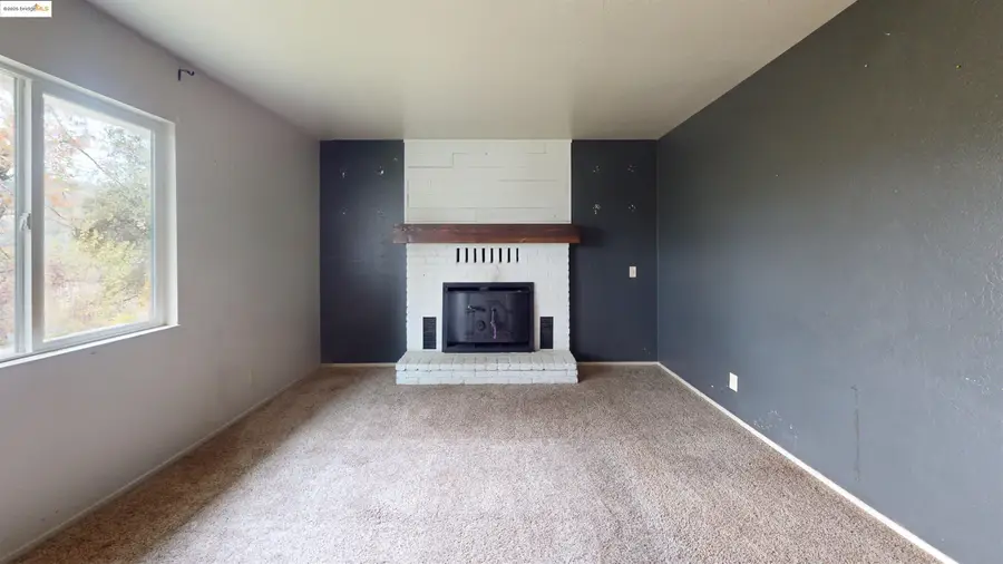 19817 Via Redonda Rd, Sonora, CA 95370 - Image #3