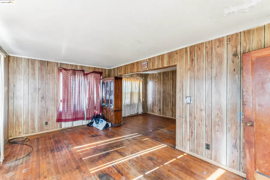 1257 104th Avenue, Oakland, CA 94603 - Image #2