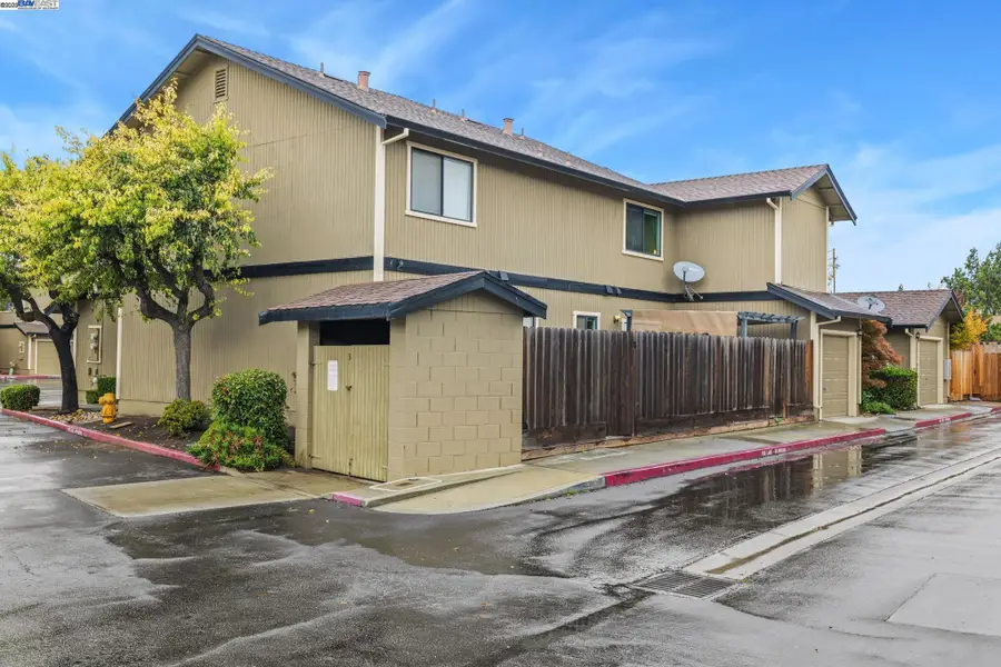 801 Nash Rd #G4, Hollister, CA 95023 - Image #3