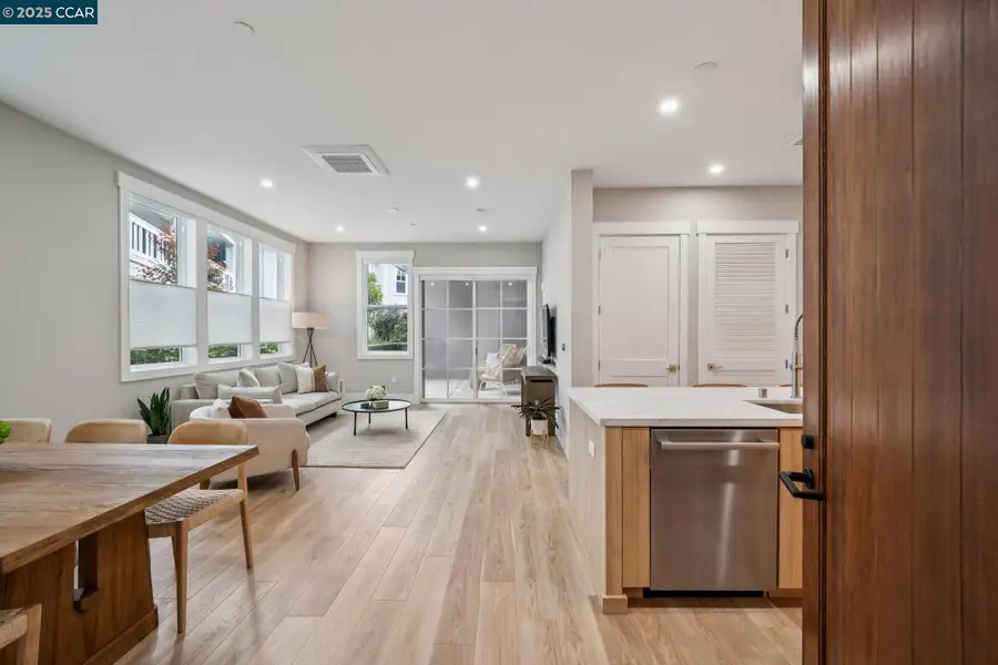 600 Hartz Ave #114, Danville, CA 94526 - Image #2