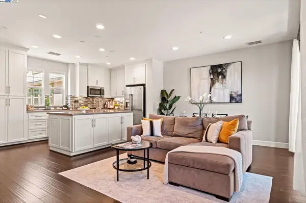 849 Tranquility Circle #3, Livermore, CA 94551