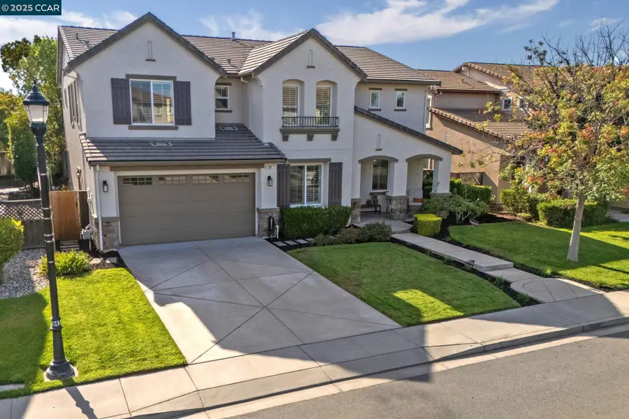 504 Silver Spur Ln, Oakley, CA 94561 - Image #2