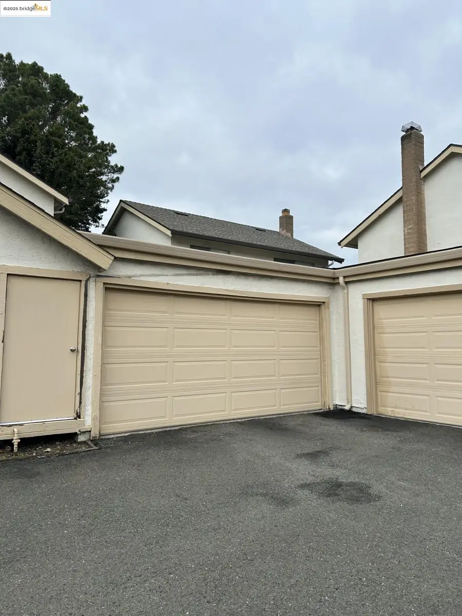 1363 Ridgecrest Rd, Pinole, CA 94564 - Image #2