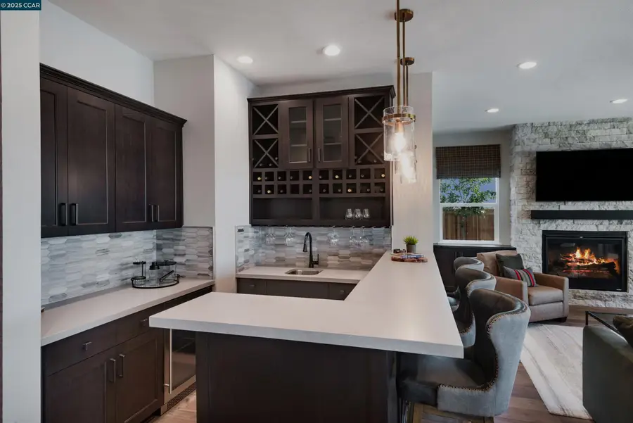 16121 Poulson Ct, Lathrop, CA 95330 - Image #2