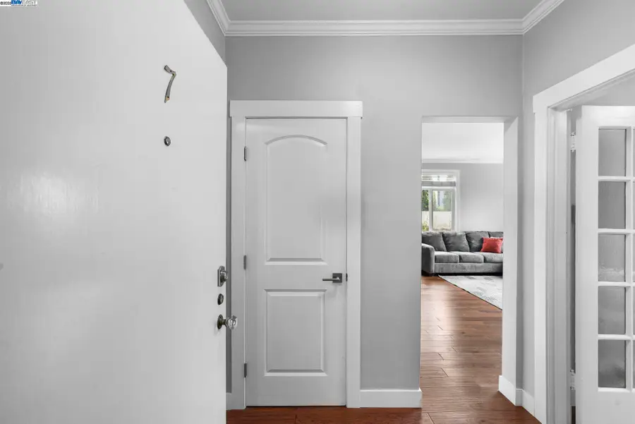 1925 Leavenworth St #7, San Francisco, CA 94133 - Image #2