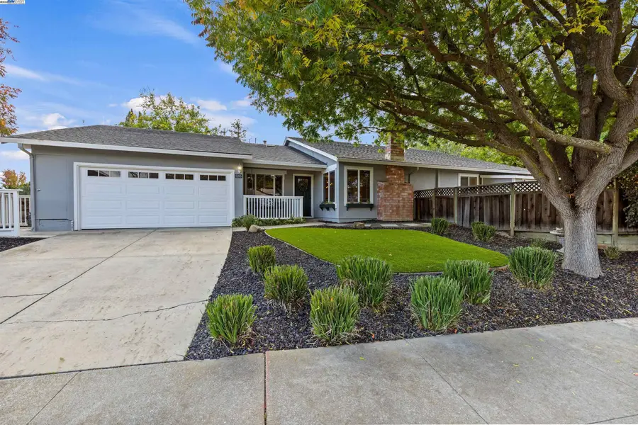 5285 Felicia Ave, Livermore, CA 94550 - Image #2