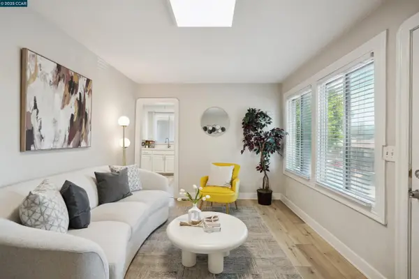 7700 Garfield Avenue, Oakland, CA 94605