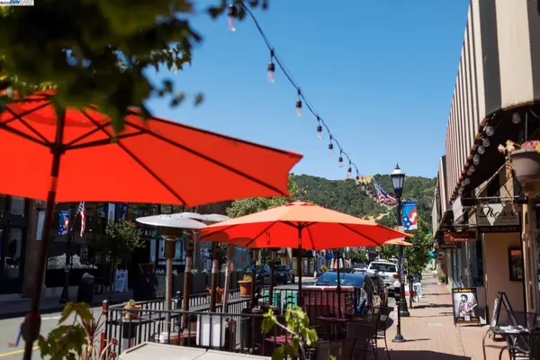 405 Thistle Cir, Martinez, CA 94553