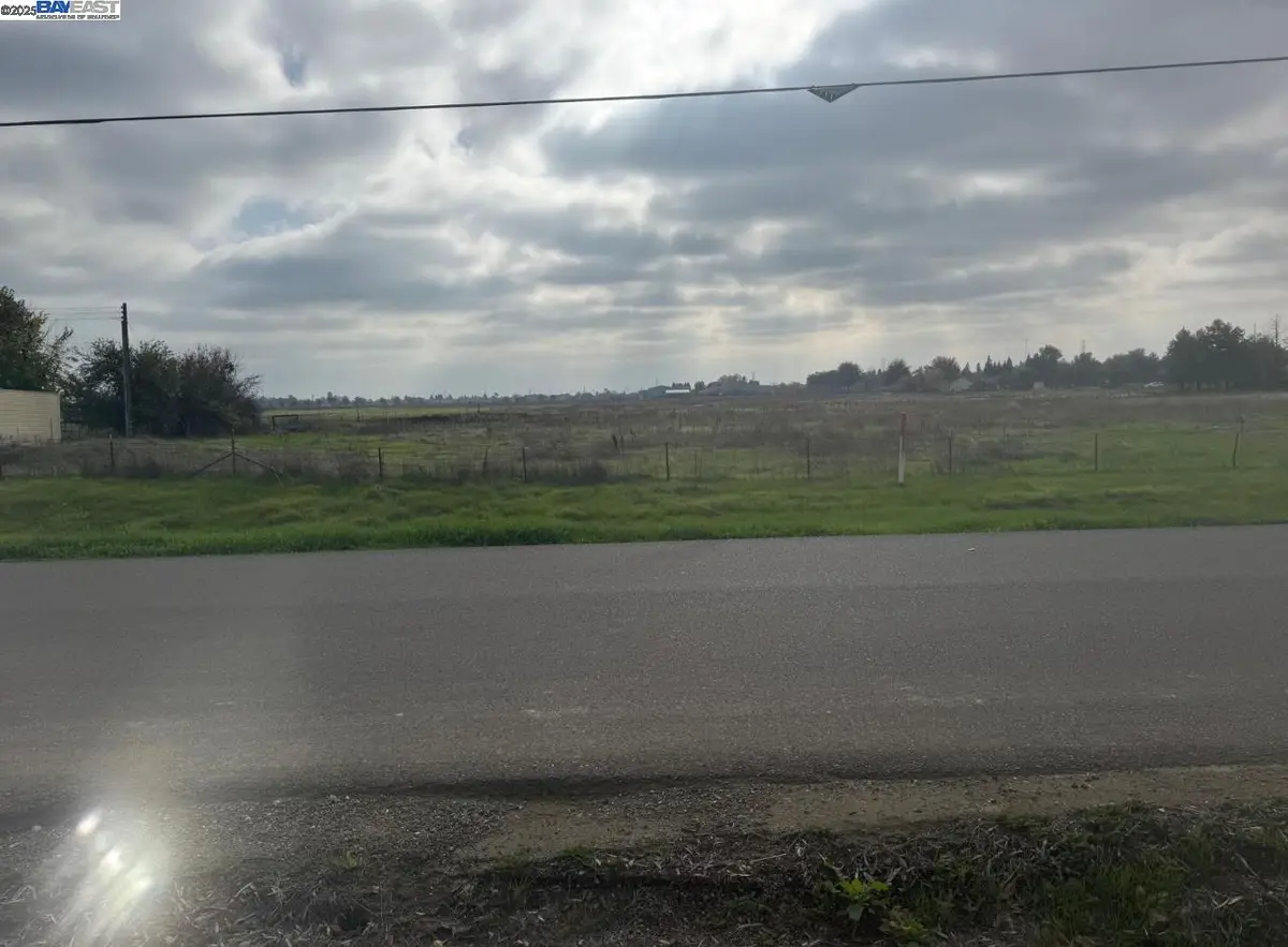 9596 Rogers Rd., Sacramento, CA 95829 - Image #1