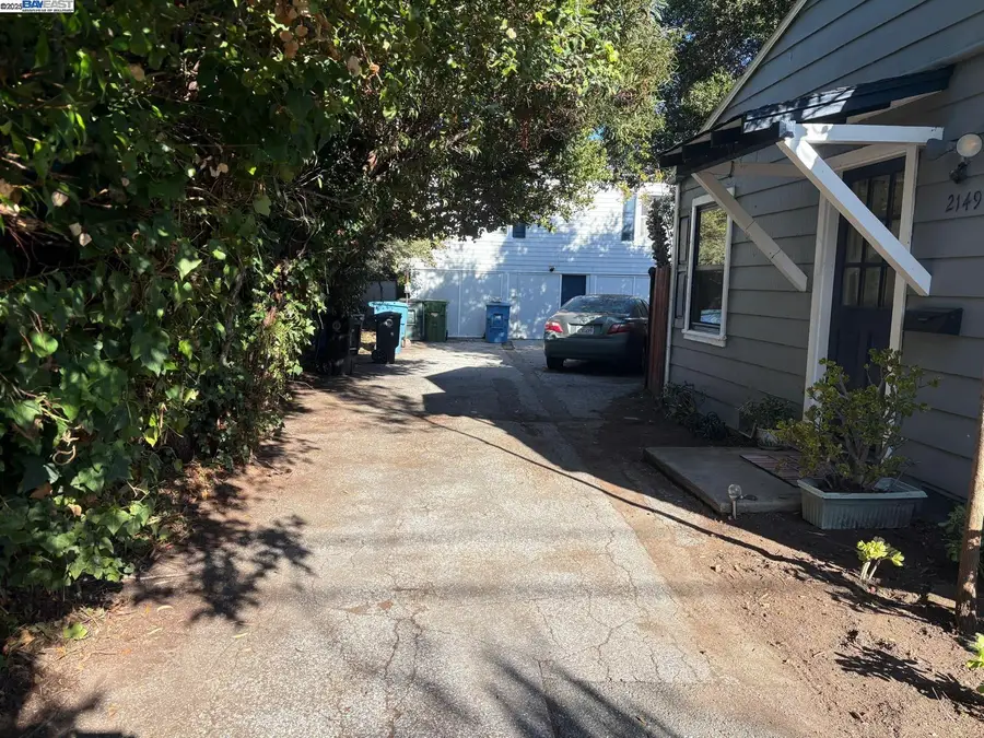 2145 Columbia St, Palo Alto, CA 94306 - Image #2