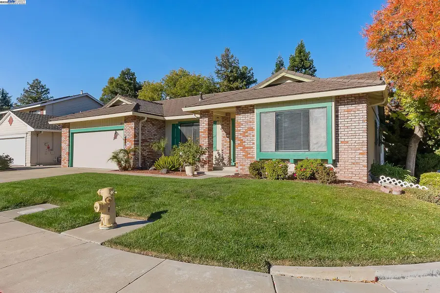 3803 Cheshire Ct, Pleasanton, CA 94588 - Image #2
