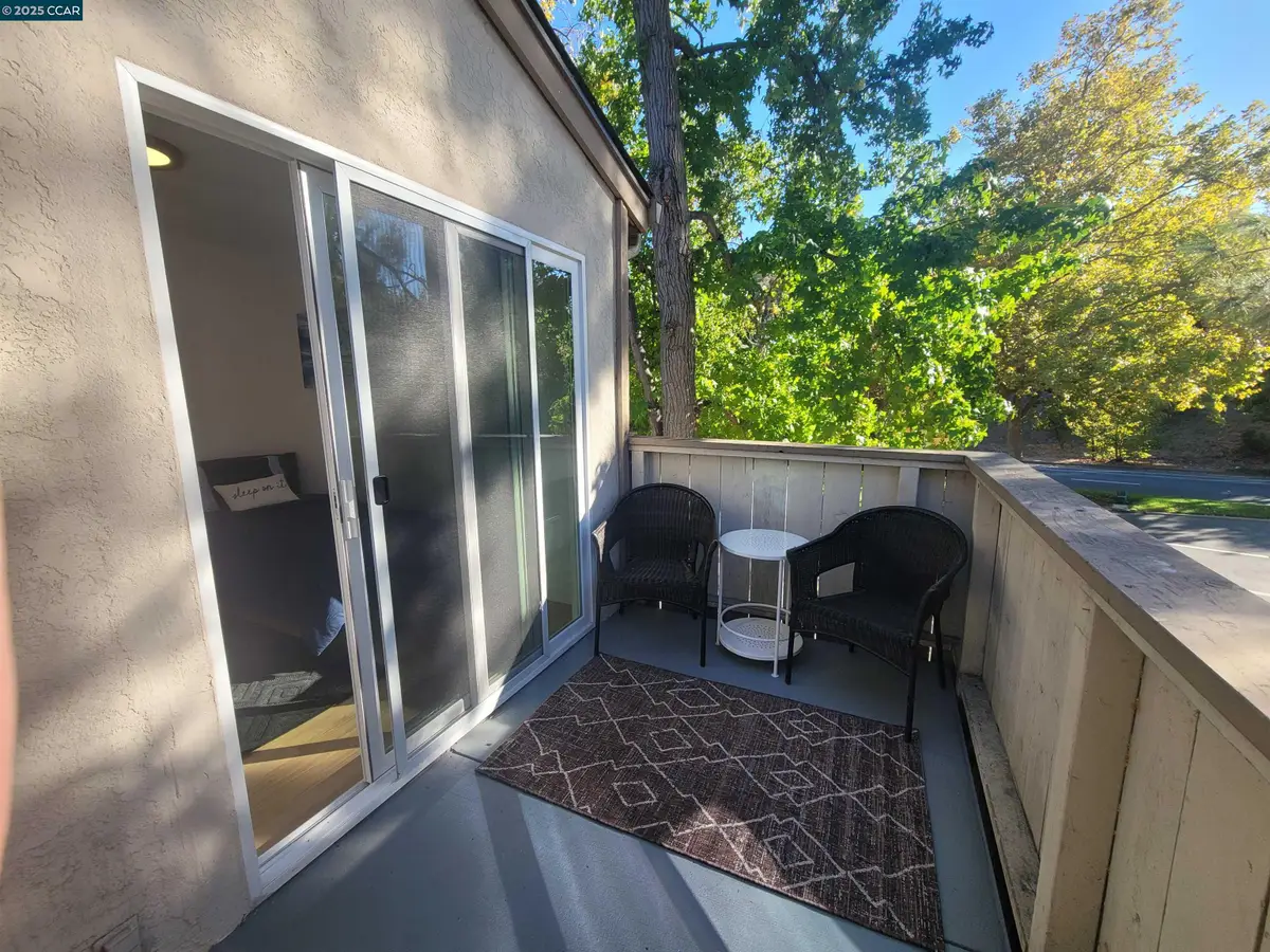 375 Camelback Rd #23, Pleasant Hill, CA 94523 - Image #1