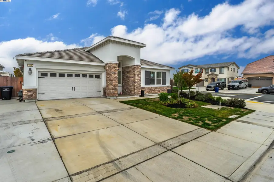 353 Barn Dance Way, Oakley, CA 94561 - Image #2