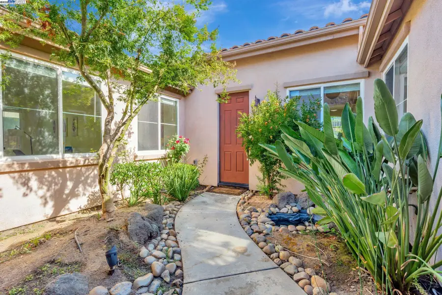 1145 Hartwell Ave, Stockton, CA 95209 - Image #3