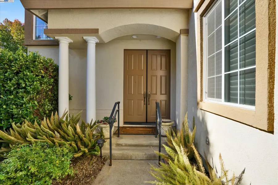 1733 Tourmaline Ct, Livermore, CA 94550 - Image #3