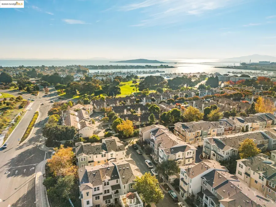 3401 Jetty Dr, Richmond, CA 94804 - Image #3