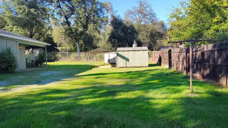 4529 Boca St, Shasta Lake, CA 96019 - Image #3