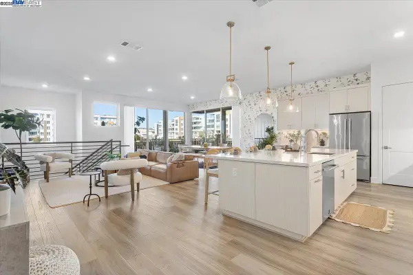 2250 Kilowatt Way #206, Fremont, CA 94539