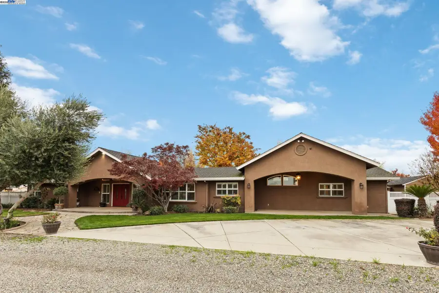 4719 Faith Home Rd, Ceres, CA 95307 - Image #2