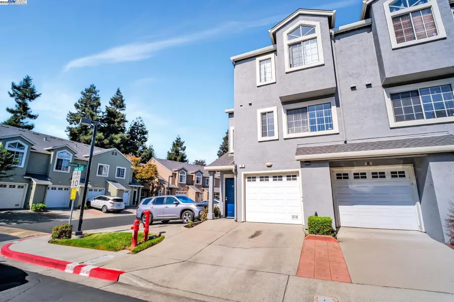 73 Fernridge Ct, Hayward, CA 94544 - Image #3