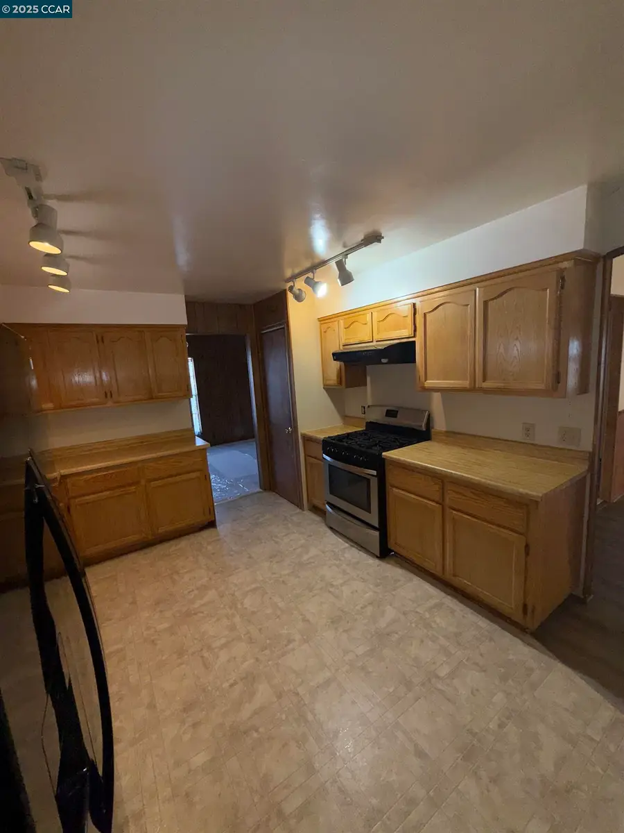 9 Palm Drive, Pittsburg, CA 94565 - Image #3