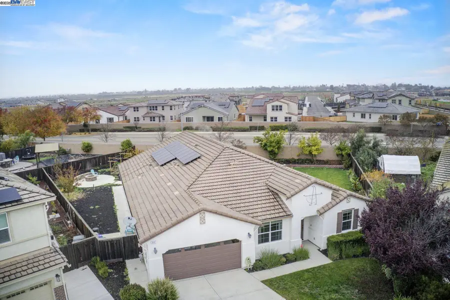 917 Talaria Ct, Oakley, CA 94561 - Image #2