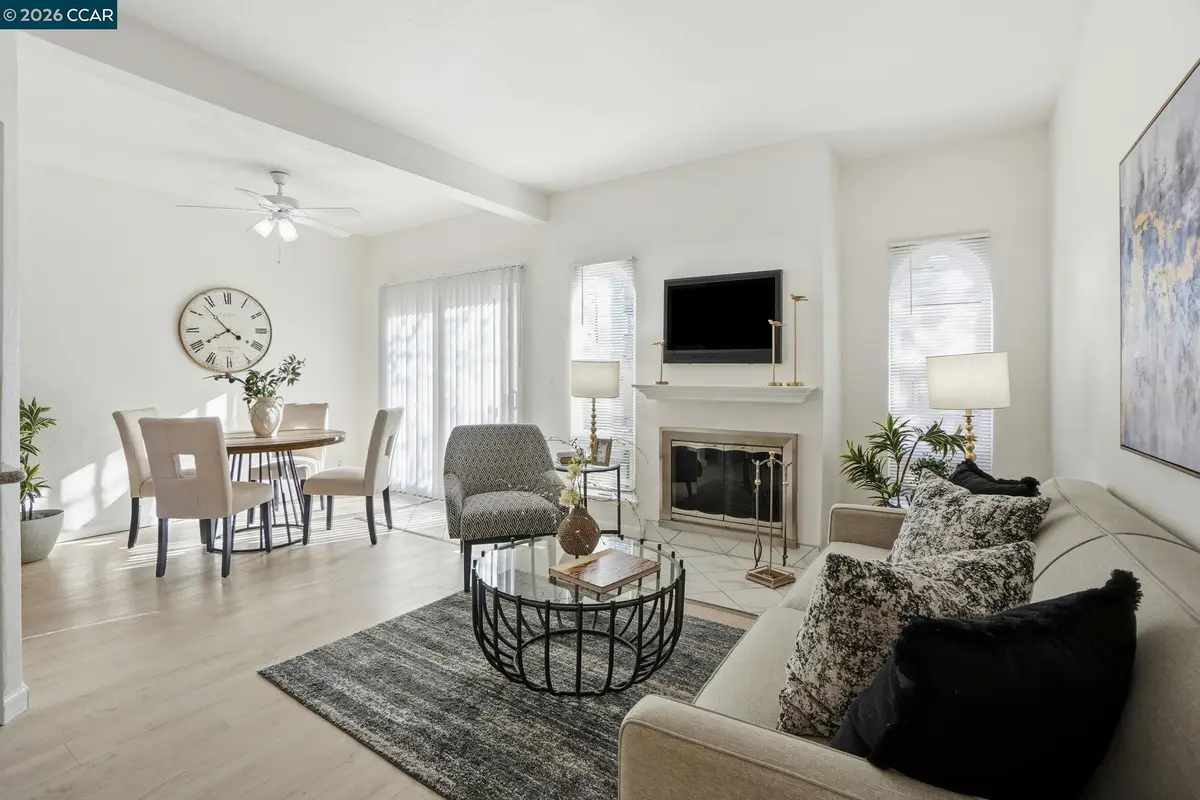 1255 Detroit Ave #3, Concord, CA 94520 - Image #1