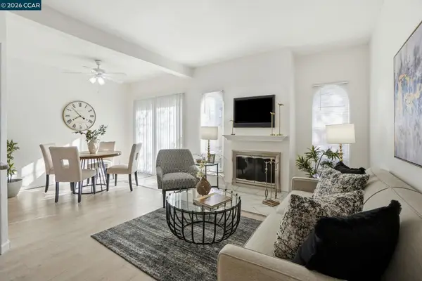 1255 Detroit Ave #3, Concord, CA 94520