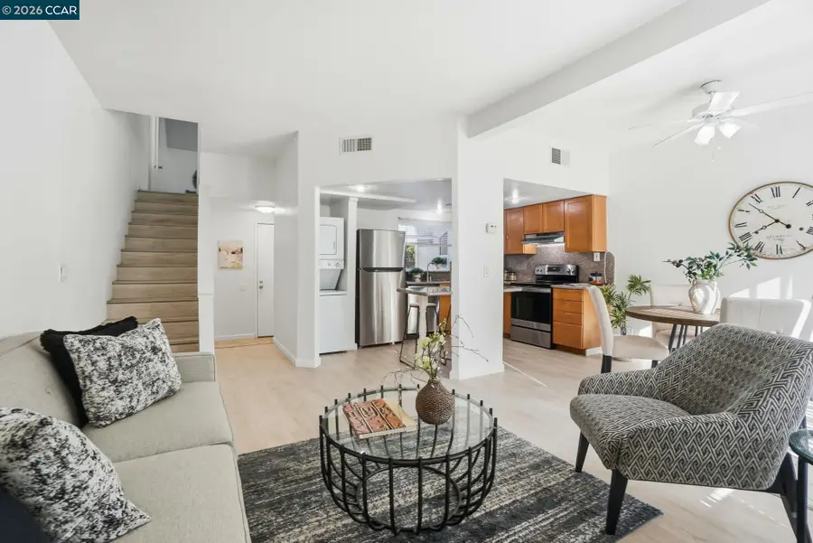 1255 Detroit Ave #3, Concord, CA 94520 - Image #3