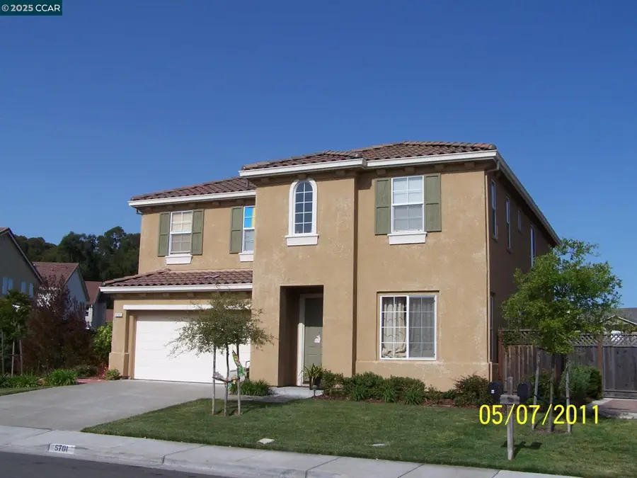 5701 Oakmont Dr, Richmond, CA 94806 - Image #2