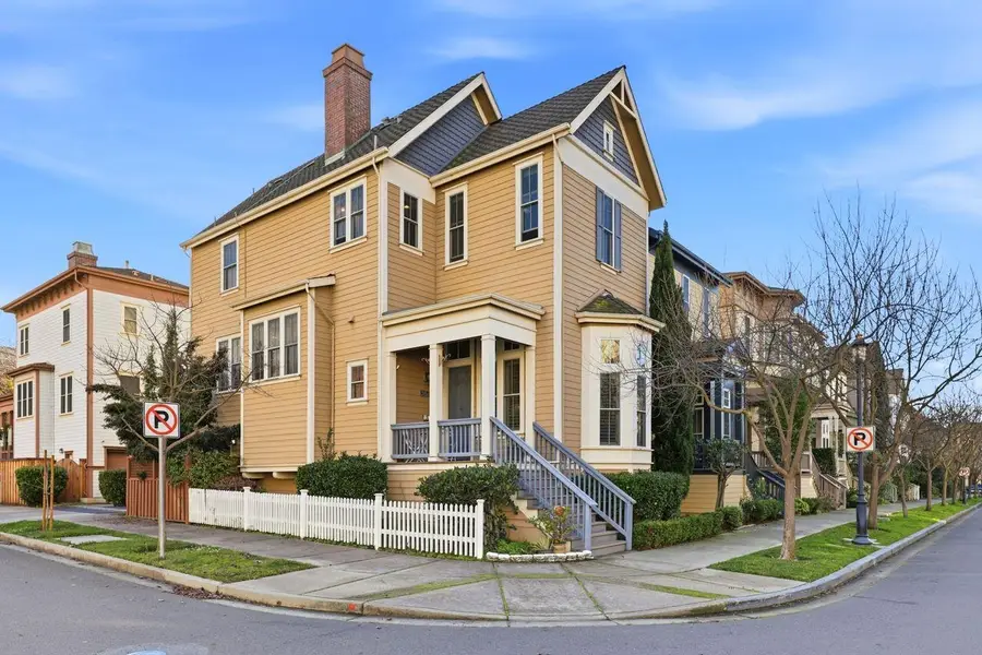 2054 Clark St, Hercules, CA 94547 - #3