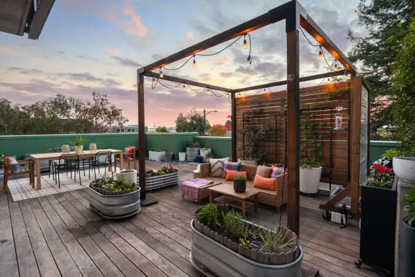 6465 San Pablo Ave #206, Oakland, CA 94608