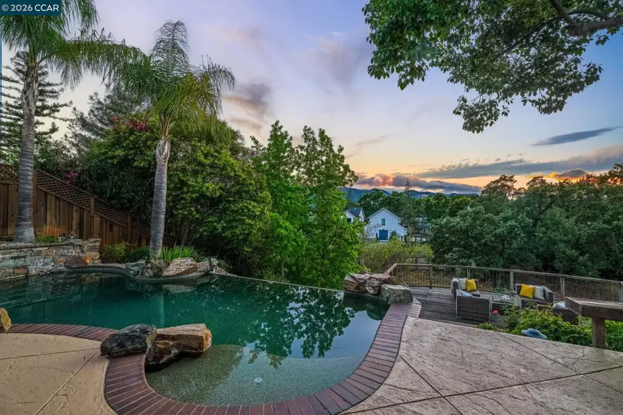 34 Willowview Ct, Danville, CA 94526 - #2