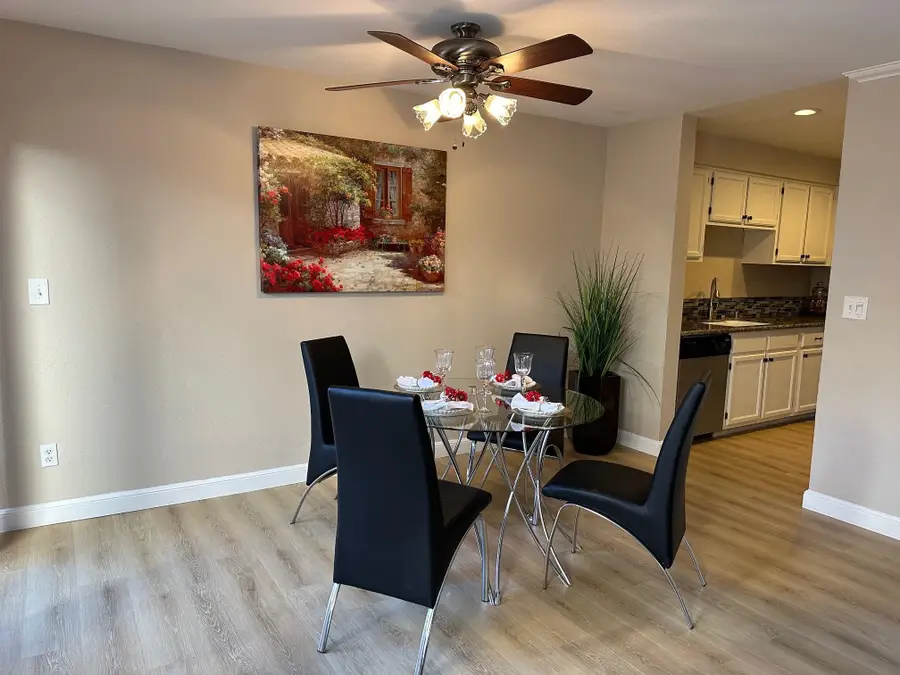 402 Olympus #7, Hercules, CA 94547 - Image #3