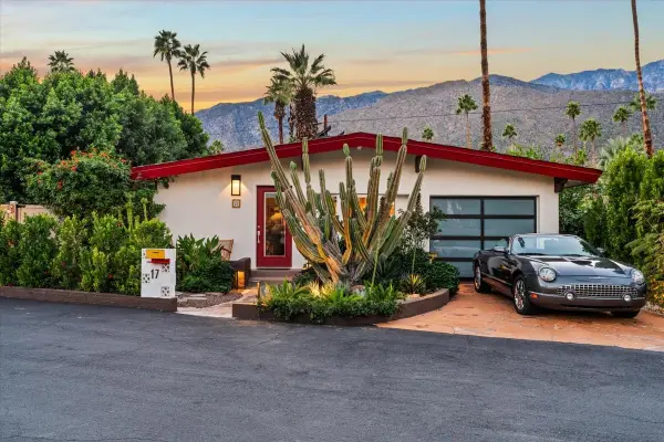 17 Araby St, Palm Springs, CA 92264