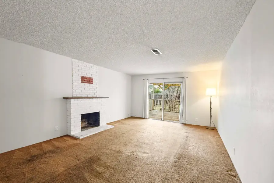 7482 Birkdale Dr, Newark, CA 94560 - Image #2