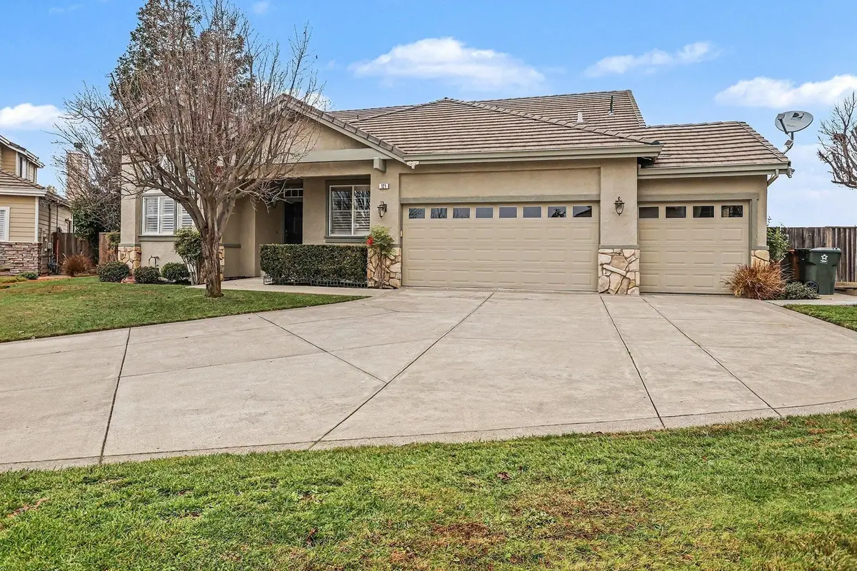121 St Nazaire Ct, Martinez, CA 94553 - Image #1