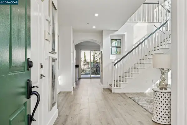 44 Brookline Drive, Novato, CA 94949