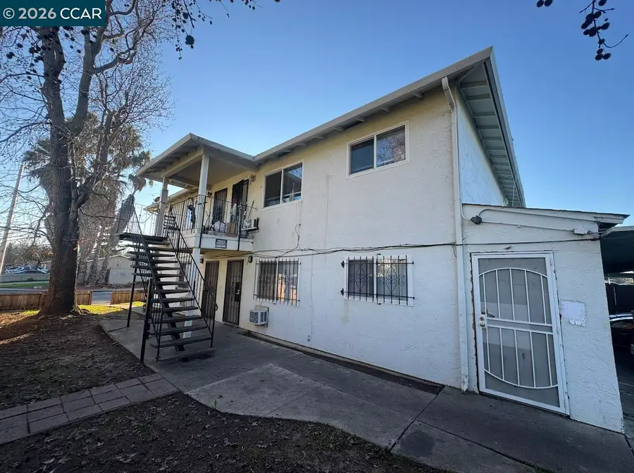 1504 Sycamore Dr, Antioch, CA 94509 - #2
