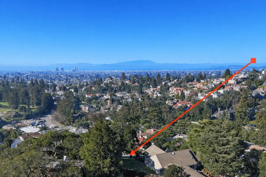 82 Wilding Ln, Oakland, CA 94611 - Image #2