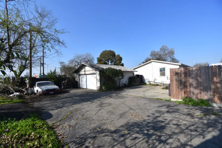 4049 Farmington Rd, Stockton, CA 95215 - #3