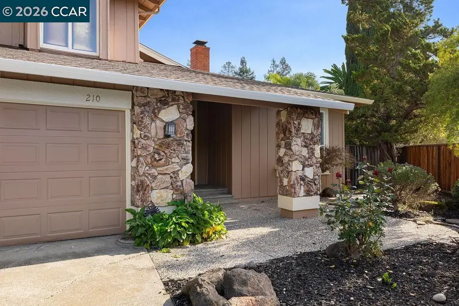 210 Duxbury Ct, San Ramon, CA 94583 - Image #3