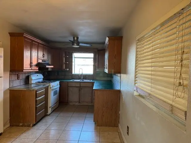 35 E 16th St, Antioch, CA 94509 - #3