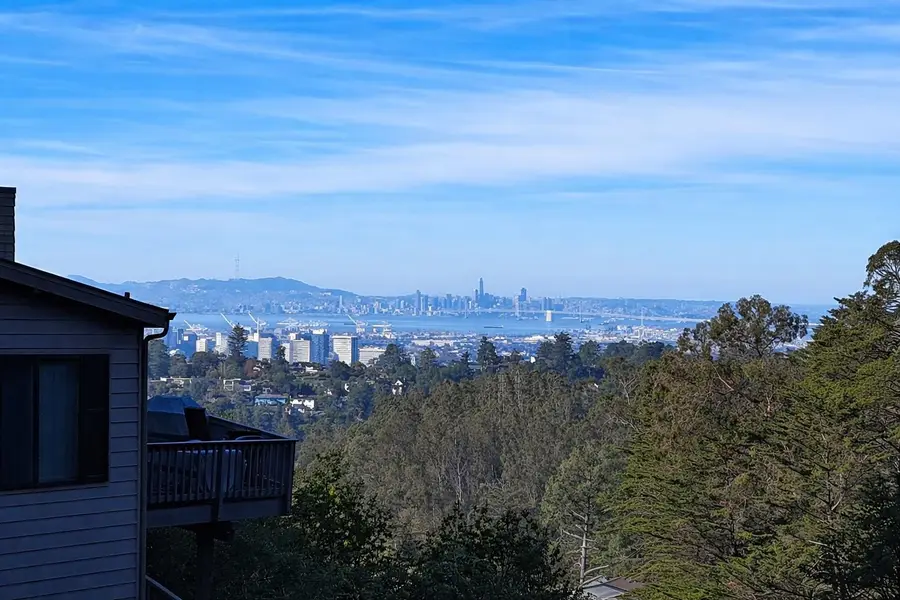 6059 Girvin Dr, Oakland, CA 94611 - #3