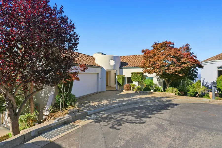 6413 Gwin Ct, Oakland, CA 94611 - Image #2