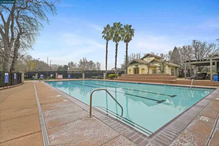 738 Marsh Pl, Fairfield, CA 94533 - #3