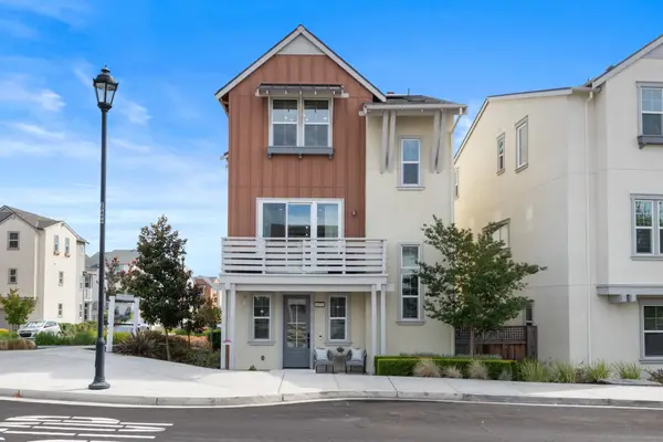 4371 Panorama Dr, Dublin, CA 94568