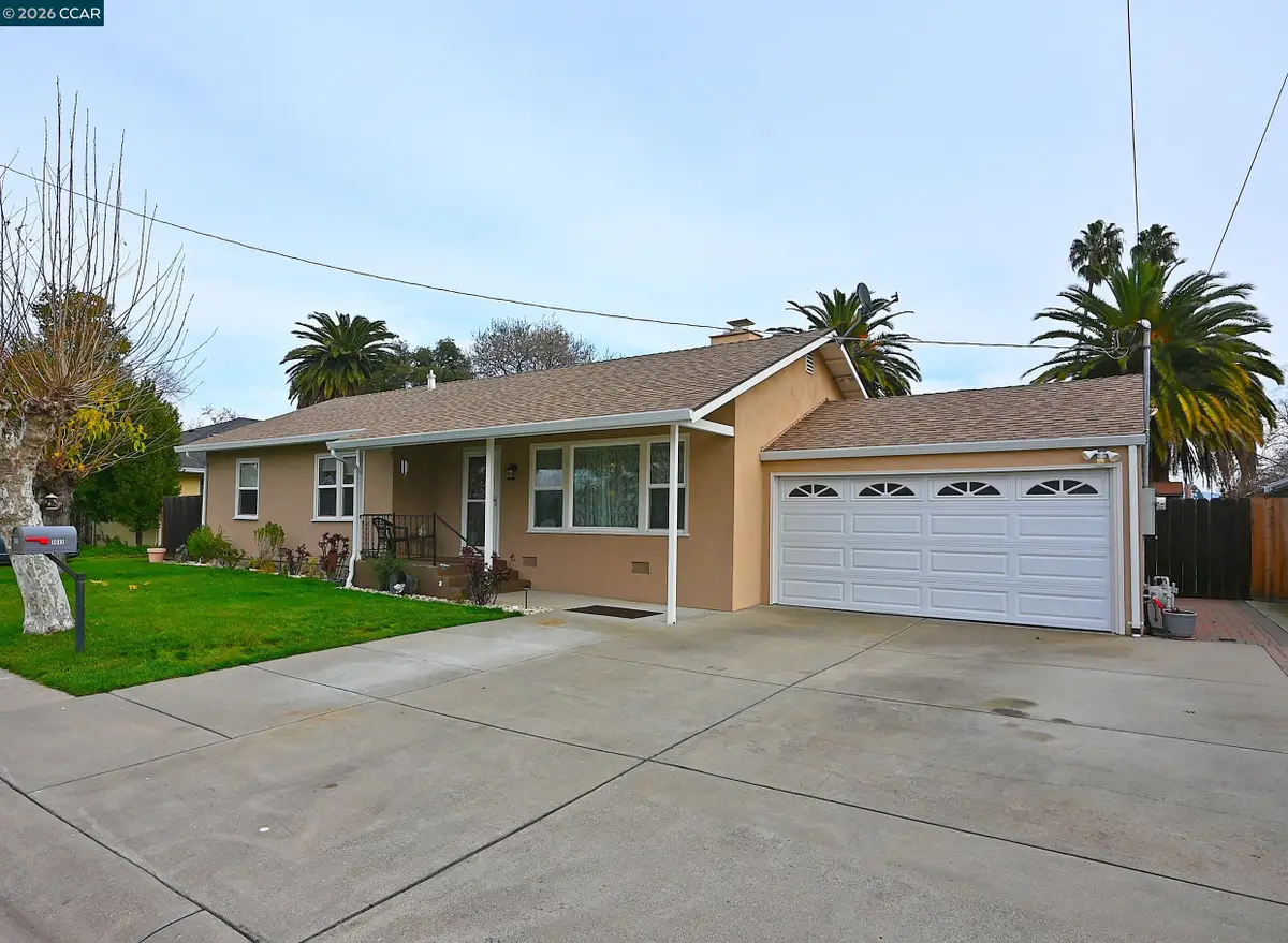 1013 Pleasant Valley Dr, Pleasant Hill, CA 94523 - Image #1