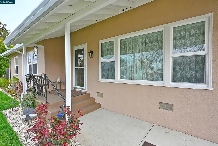 1013 Pleasant Valley Dr, Pleasant Hill, CA 94523 - Image #3