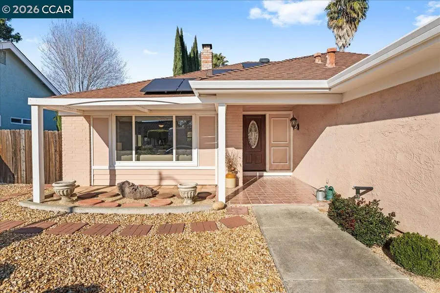 106 Oakmeade Ct, Vacaville, CA 95687 - Image #3